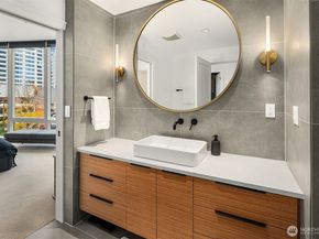 500 106th Avenue NE 501, Bellevue WA 98004