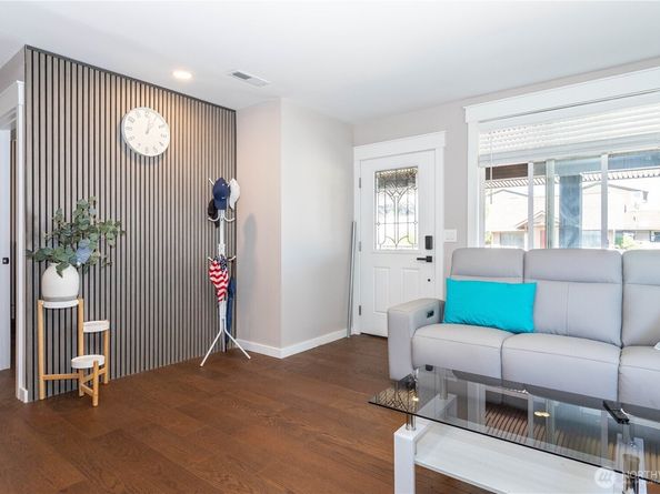8543 S 118th Street, Seattle WA 98178