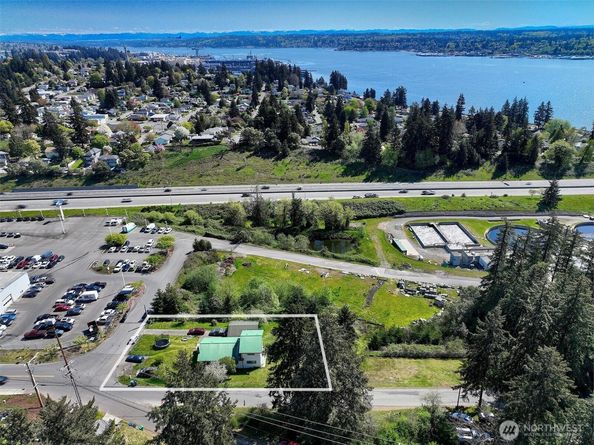 4321 C Street, Bremerton WA 98312
