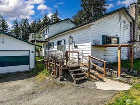 4321 C Street, Bremerton WA 98312