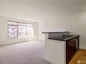 1610 Belmont Ave 407, Seattle WA 98122