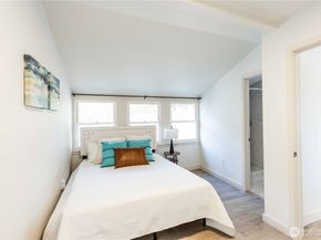 1207 8th Street, Bremerton WA 98337