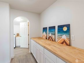 1207 8th Street, Bremerton WA 98337
