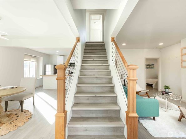 1207 8th Street, Bremerton WA 98337