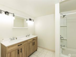 1207 8th Street, Bremerton WA 98337