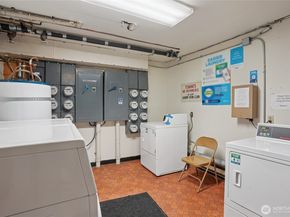 831 126th Place NE B204, Bellevue WA 98005