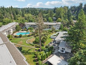 831 126th Place NE B204, Bellevue WA 98005