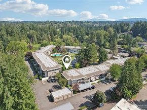 831 126th Place NE B204, Bellevue WA 98005