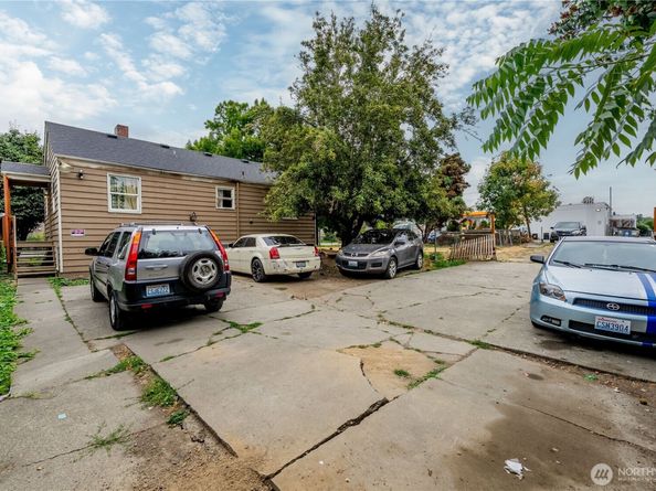 423 Park Avenue N, Renton WA 98057