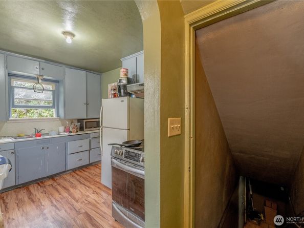 423 Park Avenue N, Renton WA 98057