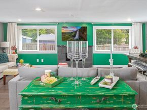 19828 104th Avenue SE, Renton WA 98055