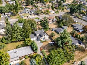 19828 104th Avenue SE, Renton WA 98055