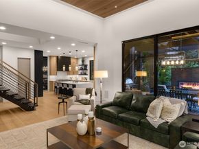 1215 96th Avenue SE, Bellevue WA 98004