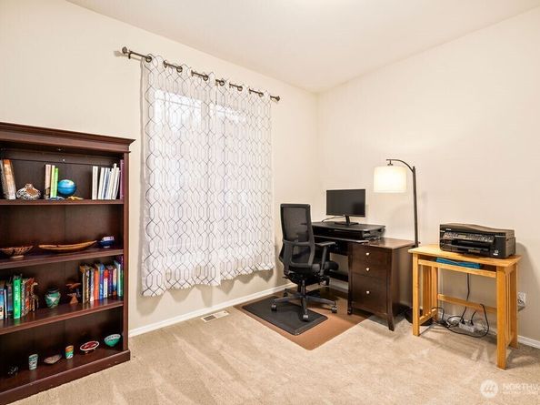 19812 13th Place W, Lynnwood WA 98036