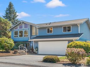 10526 237th Place SW, Edmonds WA 98020