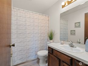 10526 237th Place SW, Edmonds WA 98020