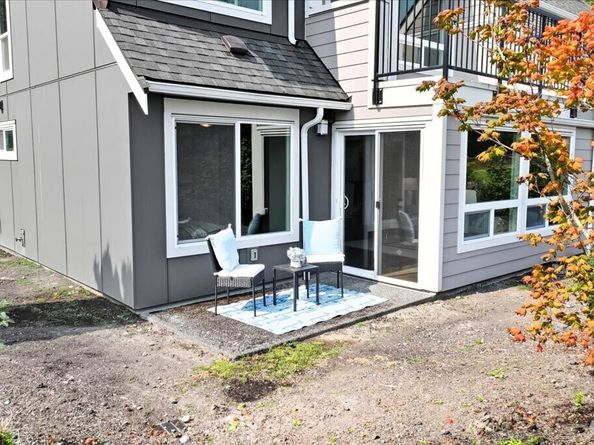 24736 45th Place S 5D2, Kent WA 98032