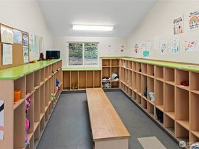 502 Cave Avenue NE, Bainbridge Island WA 98110