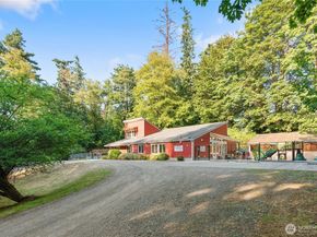 502 Cave Avenue NE, Bainbridge Island WA 98110