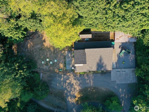 502 Cave Avenue NE, Bainbridge Island WA 98110