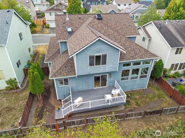 18323 Sunrise Ridge Avenue NE, Poulsbo WA 98370