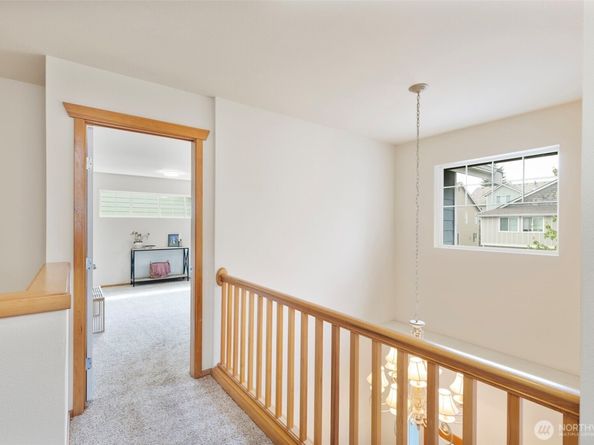 18323 Sunrise Ridge Avenue NE, Poulsbo WA 98370