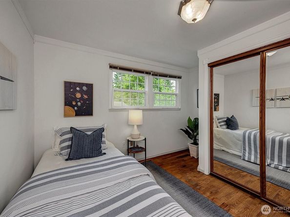 13018 NE 95th Street, Kirkland WA 98033
