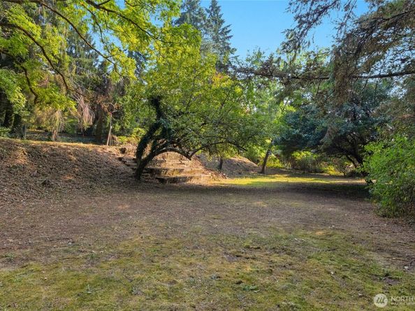 19331 37th Avenue NE, Lake Forest Park WA 98155