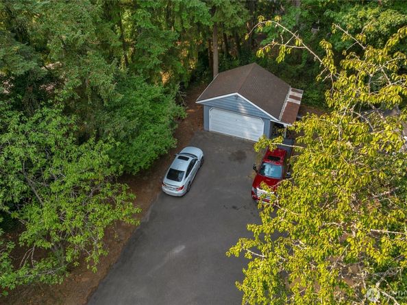 19331 37th Avenue NE, Lake Forest Park WA 98155