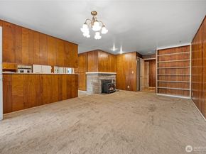 19331 37th Avenue NE, Lake Forest Park WA 98155