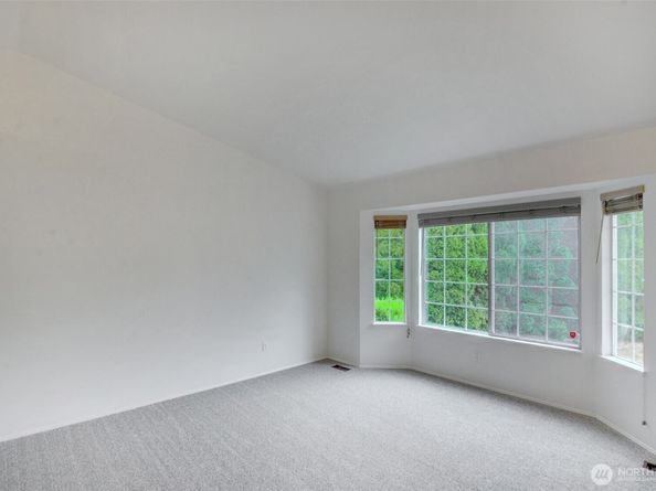 532 198th Street SE, Bothell WA 98012
