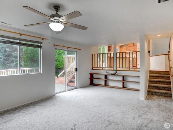 532 198th Street SE, Bothell WA 98012