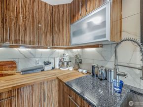 1318 37th Street 3336, Everett WA 98201