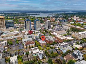 905 NE 43rd Street 107, Seattle WA 98105