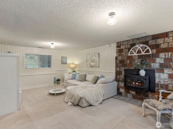 13807 Silver Firs Drive, Everett WA 98208