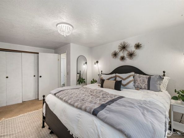 13807 Silver Firs Drive, Everett WA 98208