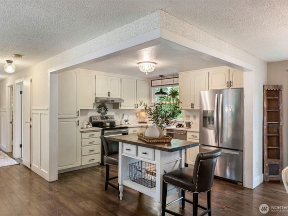 13807 Silver Firs Drive, Everett WA 98208
