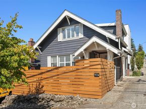 914 W Howe Street, Seattle WA 98119