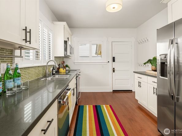 914 W Howe Street, Seattle WA 98119
