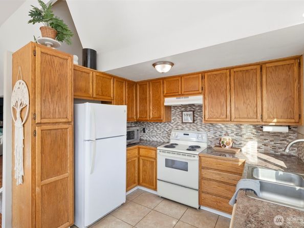 37551 Buck Road NE, Hansville WA 98340