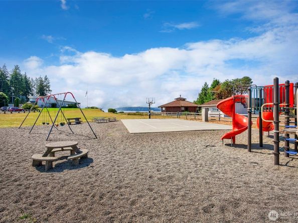 37551 Buck Road NE, Hansville WA 98340