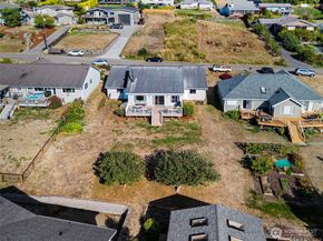 37551 Buck Road NE, Hansville WA 98340