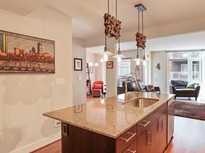699 John Street 513, Seattle WA 98109
