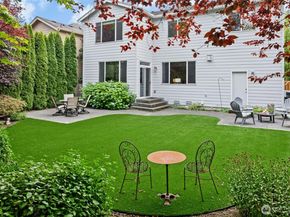 27006 SE 13th Street, Sammamish WA 98075