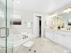 27006 SE 13th Street, Sammamish WA 98075