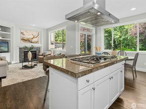 27006 SE 13th Street, Sammamish WA 98075