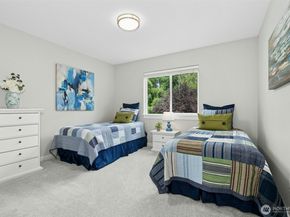 27006 SE 13th Street, Sammamish WA 98075