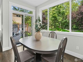27006 SE 13th Street, Sammamish WA 98075