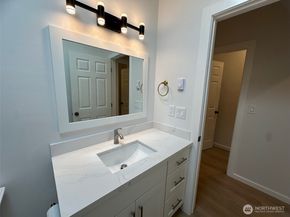 16337 Interlake Avenue N, Shoreline WA 98133