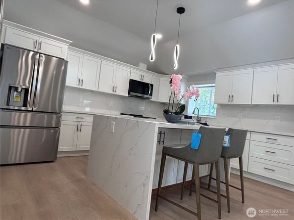 16337 Interlake Avenue N, Shoreline WA 98133